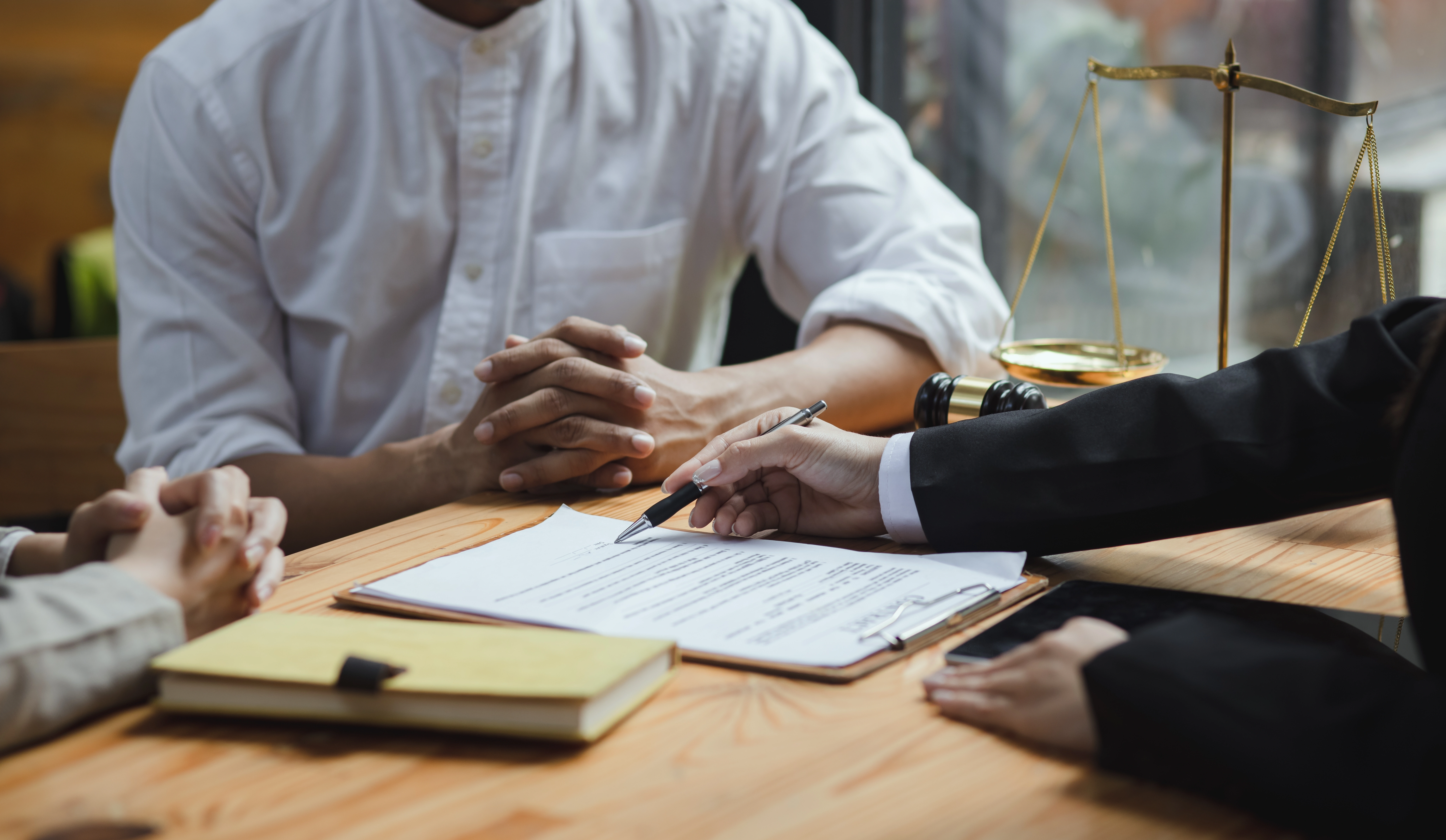 How to Choose the Right Personal Injury Lawyer | Best Local Law
